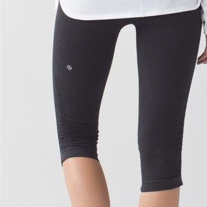 Lululemon In The Flow Crop